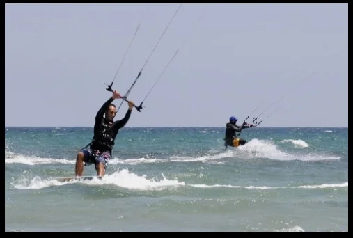 meilleur positionement de la jambe arriere pour remonter au vent - mallorca kite ecole