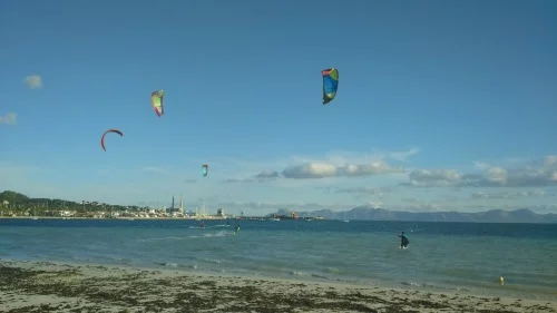 1 leçons de kite a Alcudia ecole de kitesurf en francais