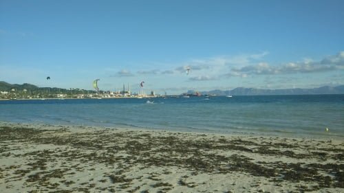 6 4SW vent à Alcudia kitesurfing club a Majorque apprendre le kitesurf en juillet