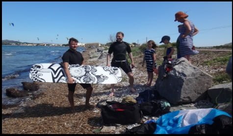 7 fin des cours de kitesurf Peter Hilde, la famille et le moniteur