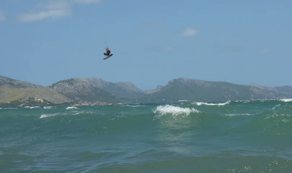 August 2018 - Eze is jumping again, today a