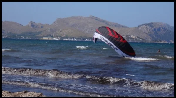 flysurfer kite lessons in Mallorca in April