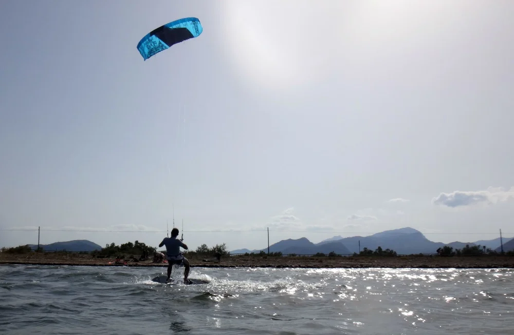 1 Oriol kite lessons in mallorca in June