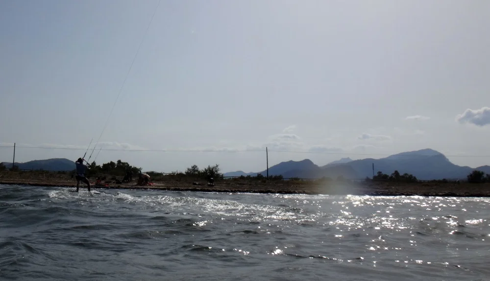 2 mallorca kiteschool flysurfer kite board and good results