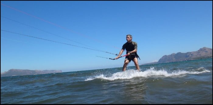 3 le kiteboard est Flyboard 170x50 le kite course de Roberto a Majorque en Aout