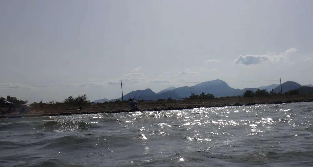 4 Peak 9 meters flysurfer kite lessons in mallroca with Oriol