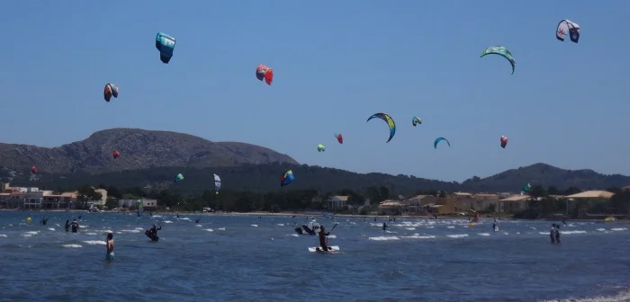 1-kitesurfschule-auf-pollensa-mallorca-am-sontag