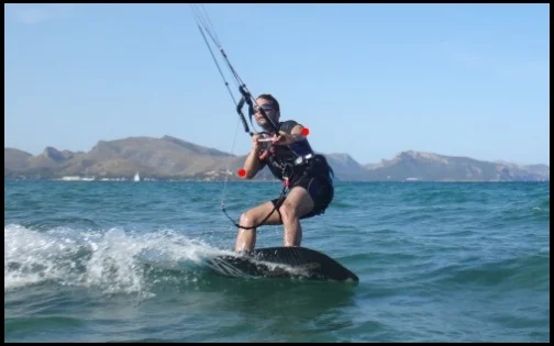 3 epicondilitis kitesurfing lesion