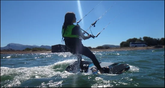 4 le vent connu sous le nom Embat course de kite a Pollensa Alcudia