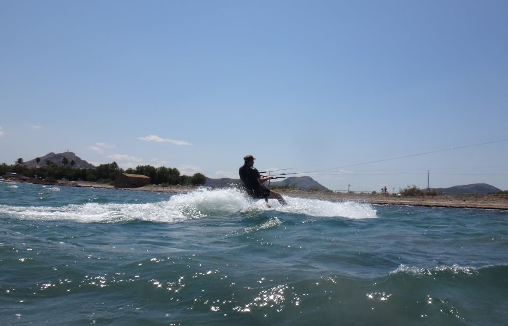 87 la tabla y el splash kitesurf en mallorca