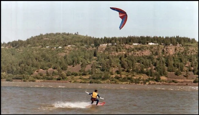 Cori Roeseler kitesurfing el nuevo deporte 1986
